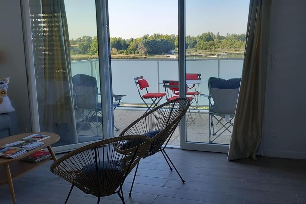 Appartement Climatise Au Coeur De La Provence Lac Et Parcs D'Attractions 10Mn Avignon Monteux Ngoại thất bức ảnh